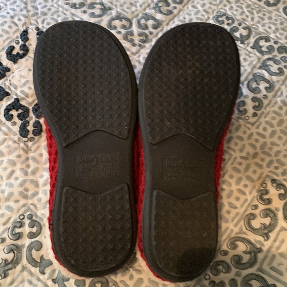 Winter Slippers - Picture 2 of 3